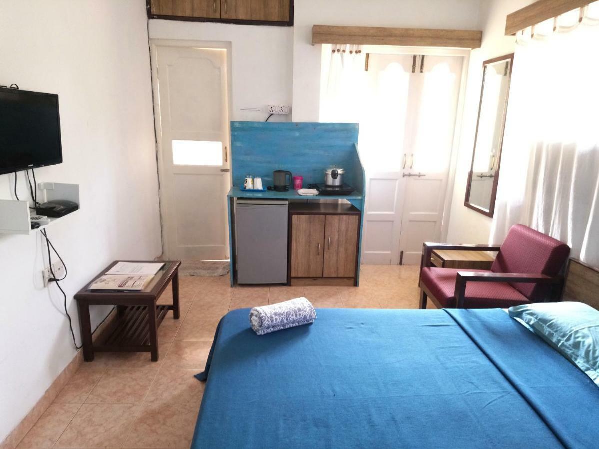 Flower Holiday Home In Landmark Dawn กาลังกูติ ภายนอก รูปภาพ